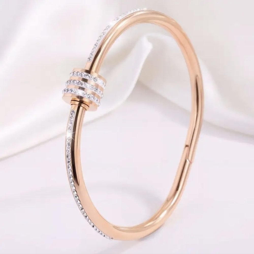 Rose Gold Luxury Diamond Bangle Bracelet